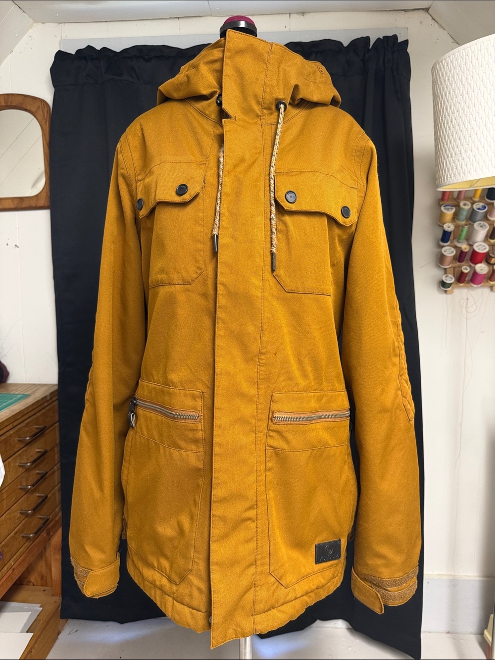Volcom Women's gold/rust Hooded ski/snowboard Jacket